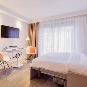 *** Apart Otel 360 Frankfurt Almanya