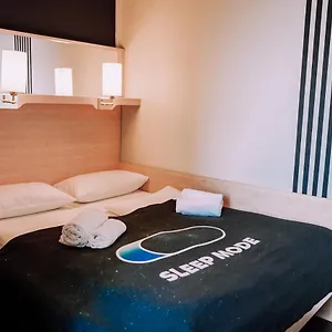 Rcadia Gaming House Bed & Breakfast